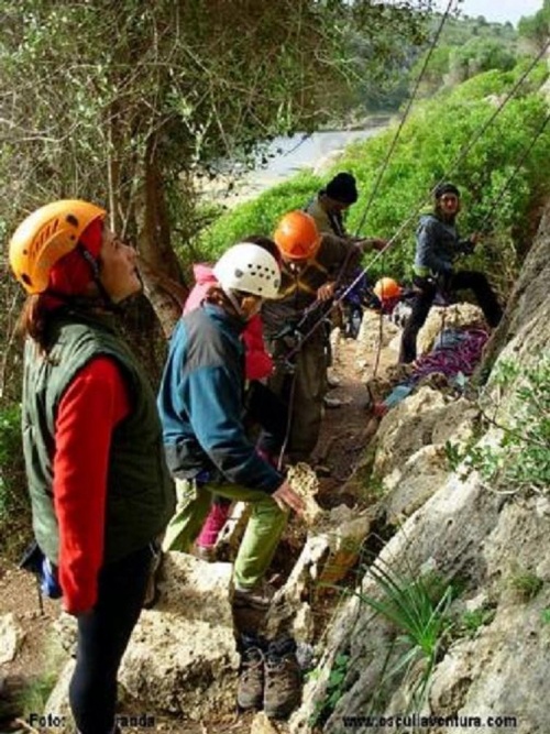 Curs d'escalada Cala Magraner - Santany�